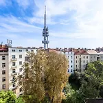 Slavikova Apartment *