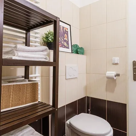 Slavikova Apartment *