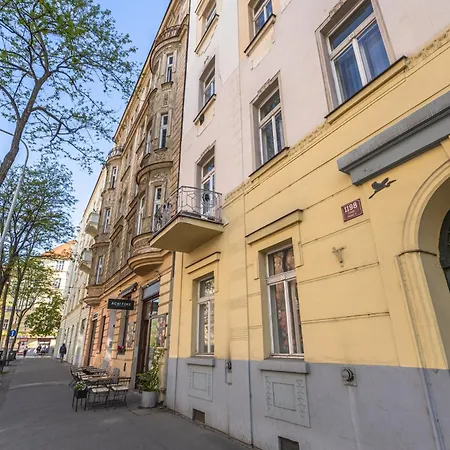 Slavikova Apartmán *